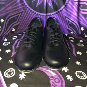 Women’s Tap Shoes